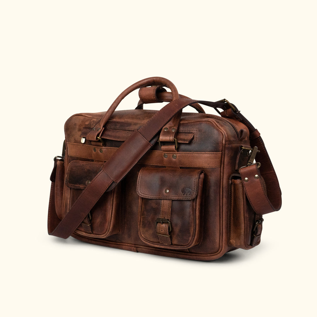 Men's classic Leather Pilot Bag | Dark Oak turned